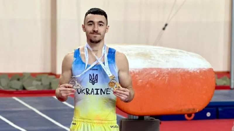 Український гімнаст Чепурний виборов бронзу на чемпіонаті світу Український гімнаст Чепурний виборов бронзу на чемпіонаті світу