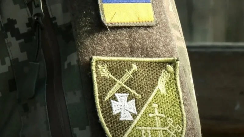 В Одесі натовп перевернув мікроавтобус ТЦК В Одесі натовп перевернув мікроавтобус ТЦК